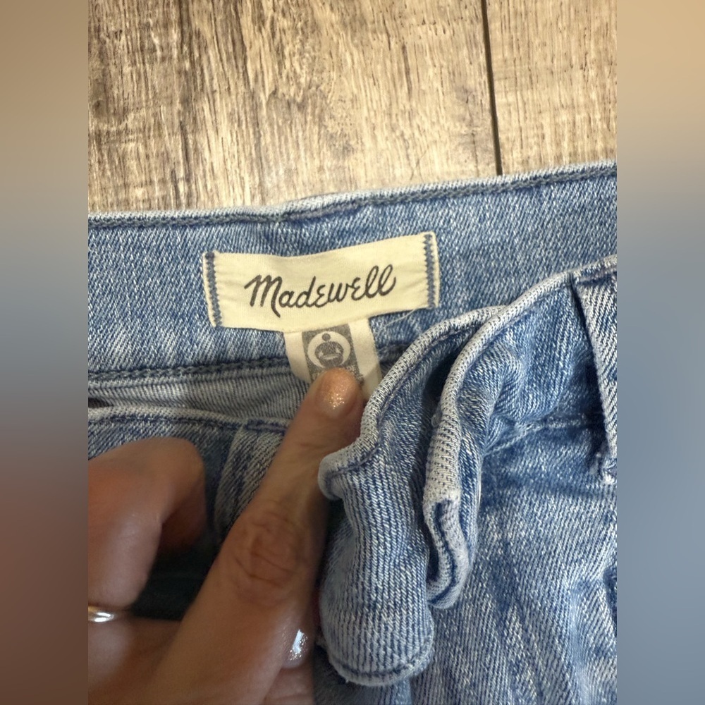 Madewell Midrise Kick out Flare Jeans Size 26 Light Wash Patch Front Pockets - Picture 8 of 12